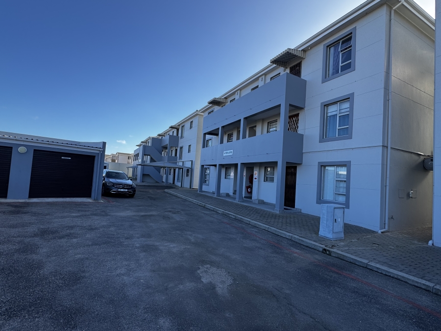 3 Bedroom Property for Sale in Hartenbos Central Western Cape